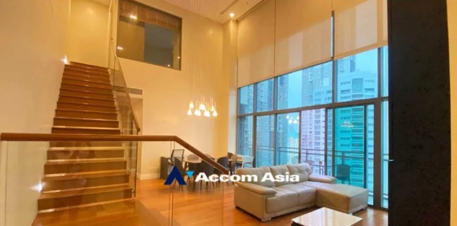 Duplex in Khlong Toei, Bangkok, Thailand 3 Schlafzimmer № 215975