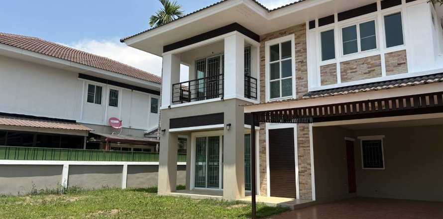 Maison à Chiang Mai, Thaïlande 3 chambres № 147642