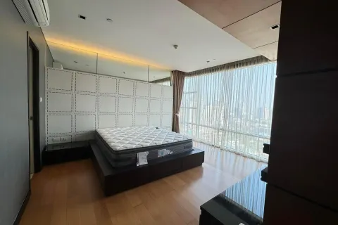 Condo in Khlong Toei, Bangkok, Thailand, 3 bedrooms  № 158354 - photo 13