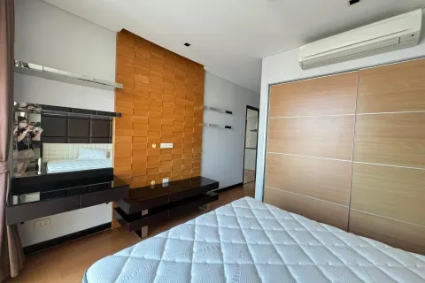 Condo in Khlong Toei, Bangkok, Thailand, 3 bedrooms  № 158354 - photo 4