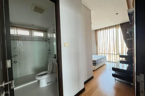 Condo in Khlong Toei, Bangkok, Thailand, 3 bedrooms  № 158354 - photo 16