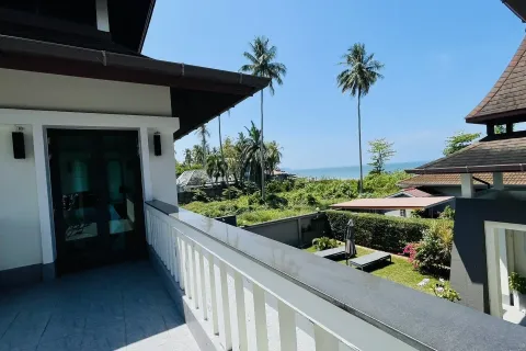 Villa in Nuea Khlong, Thailand 3 bedrooms № 158355 - photo 20