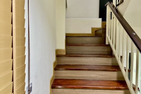 House in Chiang Mai, Thailand 4 bedrooms № 158358 - photo 28