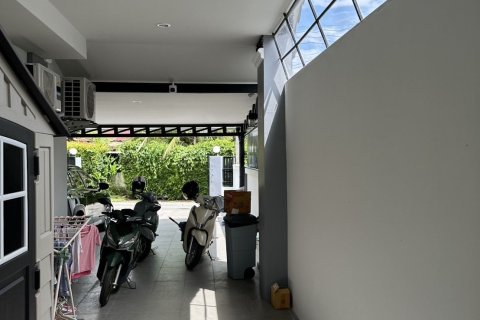 House in Chiang Mai, Thailand 4 bedrooms № 158358 - photo 9