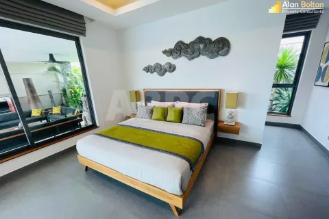 Casa de 3 dormitorios en Pattaya, Tailandia № 212053 - foto 11