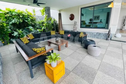 Casa de 3 dormitorios en Pattaya, Tailandia № 212053 - foto 3