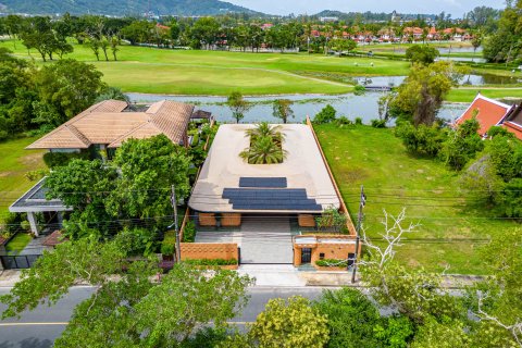 Villa in Phuket, Thailand 4 bedrooms № 156691 - photo 28