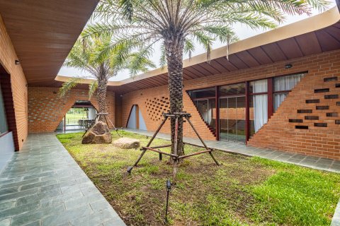 Villa in Phuket, Thailand 4 bedrooms № 156691 - photo 22