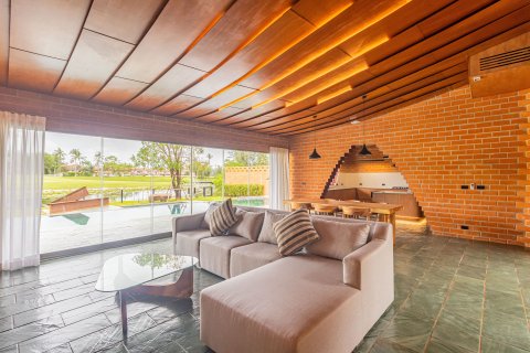 Villa in Phuket, Thailand 4 bedrooms № 156691 - photo 12