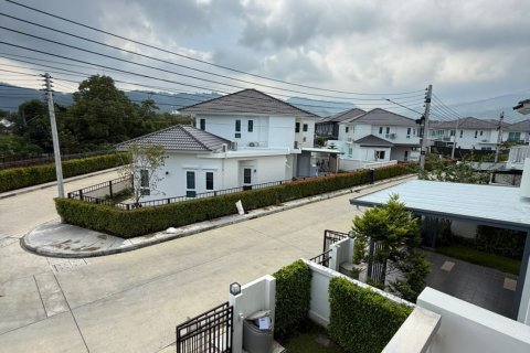 House in Phuket, Thailand 3 bedrooms № 156695 - photo 19