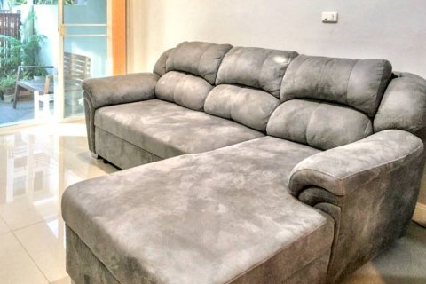 Townhouse in Bangkok, Thailand 3 bedrooms № 119238 - photo 3