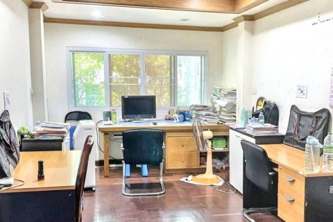 House in Bangkok, Thailand 4 bedrooms № 119242 - photo 4