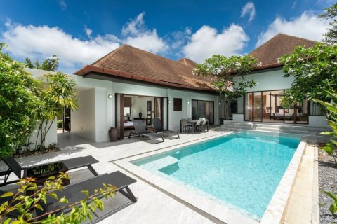 Villa in Rawai, Thailand 3 bedrooms № 119241 - photo 1