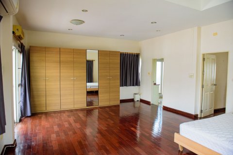 Дом в Минбури, Бангкок, Таиланд с 4 спальнями  № 141835 - фото 3