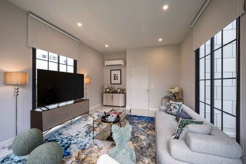 Maison à Bang Kapi, Bangkok, Thaïlande 4 chambres № 153137 - photo 16