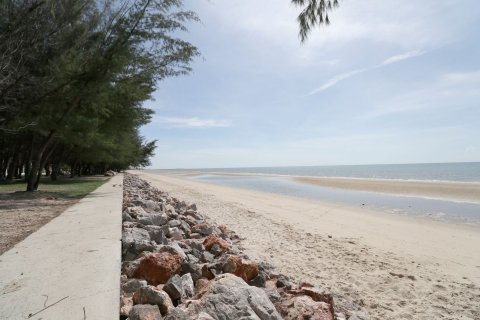 Кондоминиум с 2 спальнями в Ча-аме, Таиланд № 156180 - фото 18