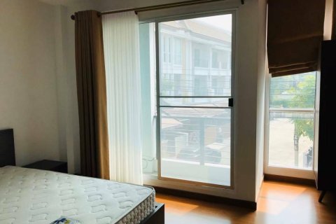 Таунхаус в Чом Тхонге, Бангкок, Таиланд с 3 спальнями  № 163593 - фото 16