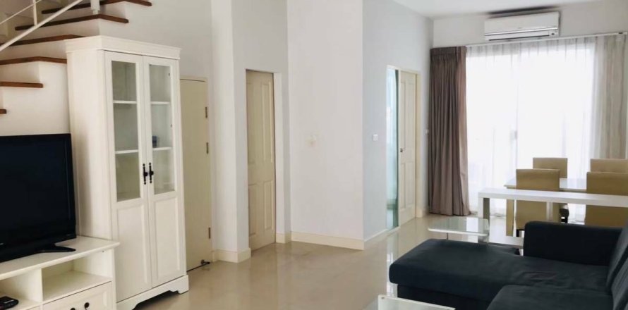 Таунхаус в Чом Тхонге, Бангкок, Таиланд с 3 спальнями  № 163593