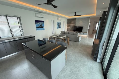 Villa in Hua Hin, Thailand 3 bedrooms № 163596 - photo 8