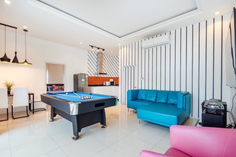 House in Hua Hin, Thailand 3 bedrooms № 163595 - photo 3