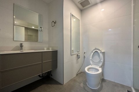 Condo in Watthana, Bangkok, Thailand, 3 bedrooms  № 159632 - photo 18