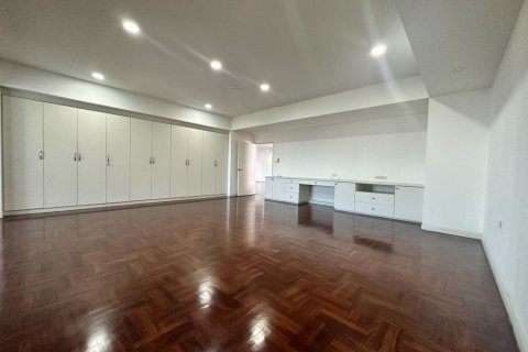 Condo in Watthana, Bangkok, Thailand, 3 bedrooms  № 159632 - photo 10