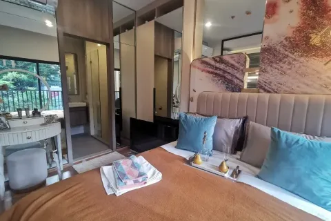 Студия в кондо в Ваттхане, Бангкок, Таиланд № 159629 - фото 8