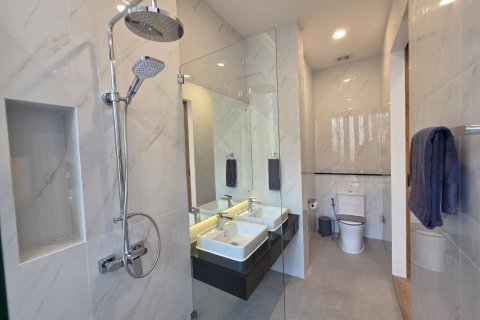 Дом в Кату, Таиланд с 4 спальнями  № 141160 - фото 24