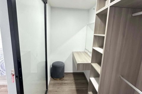 Студия в кондо в Чатучаке, Бангкок, Таиланд № 155948 - фото 11