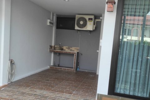 Townhouse à Phra Khanong, Bangkok, Thaïlande 2 chambres № 153930 - photo 9