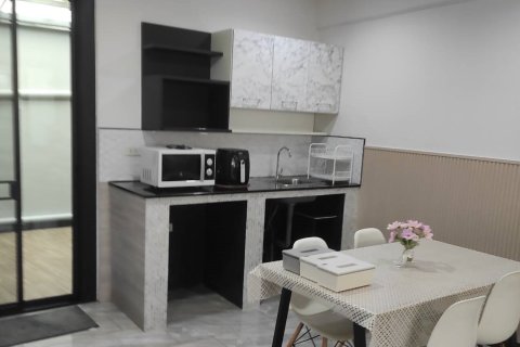 Townhouse à Phra Khanong, Bangkok, Thaïlande 2 chambres № 153930 - photo 5