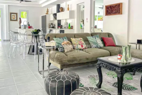 House in Rawai, Thailand 5 bedrooms № 153928 - photo 4