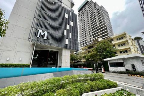 Condo in Bangkok, Thailand, 2 bedrooms  № 153929 - photo 10