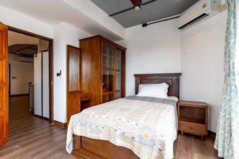 Кондоминиум с 3 спальнями в Суан Луанге, Бангкок, Таиланд № 167620 - фото 18