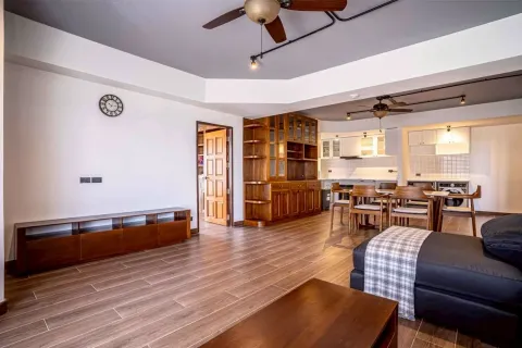 Кондоминиум с 3 спальнями в Суан Луанге, Бангкок, Таиланд № 167620