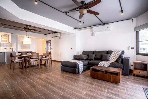 Кондоминиум с 3 спальнями в Суан Луанге, Бангкок, Таиланд № 167620 - фото 2