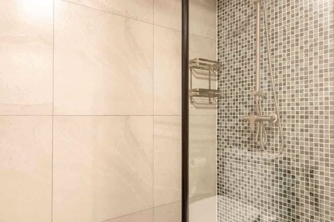 Кондоминиум с 3 спальнями в Суан Луанге, Бангкок, Таиланд № 167620 - фото 11