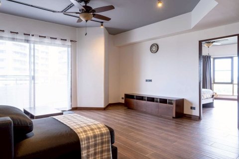 Кондоминиум с 3 спальнями в Суан Луанге, Бангкок, Таиланд № 167620 - фото 3