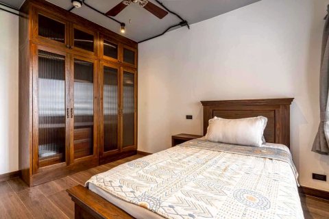 Кондоминиум с 3 спальнями в Суан Луанге, Бангкок, Таиланд № 167620 - фото 15