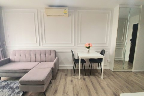 Кондоминиум с 2 спальнями в Самутпракане, Таиланд № 136839 - фото 1