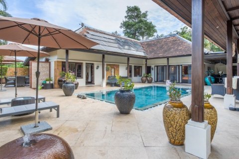 Villa in Phuket, Thailand 4 bedrooms № 136840 - photo 6