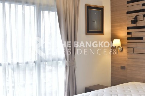 Condo in Bangkok, Thailand, 2 bedrooms  № 184282 - photo 9