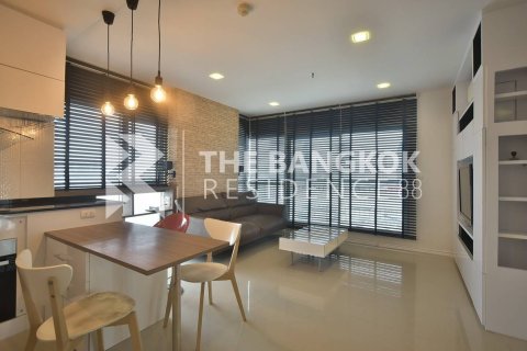 Condo in Bangkok, Thailand, 2 bedrooms  № 184282 - photo 4