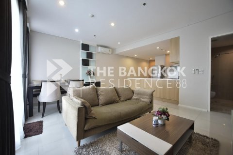 Condo in Bangkok, Thailand, 2 bedrooms  № 184280 - photo 2