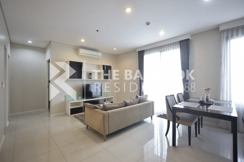 Condo in Bangkok, Thailand, 2 bedrooms  № 184280 - photo 3