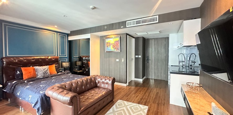 Studio in Pattaya, Thailand № 214133