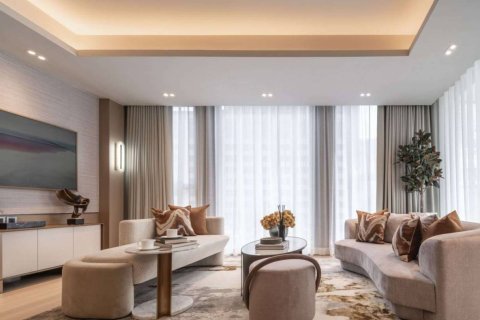 Condo in Bangkok, Thailand, 2 bedrooms № 180858 - photo 9