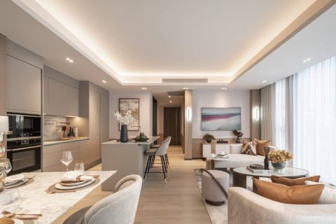 Condo in Bangkok, Thailand, 2 bedrooms № 180858 - photo 2