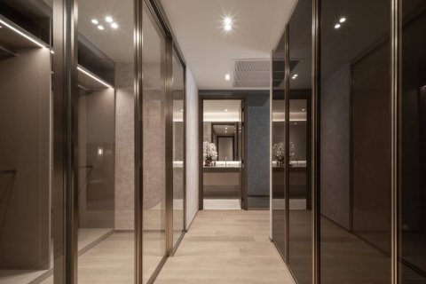 Condo in Bangkok, Thailand, 2 bedrooms № 180858 - photo 27
