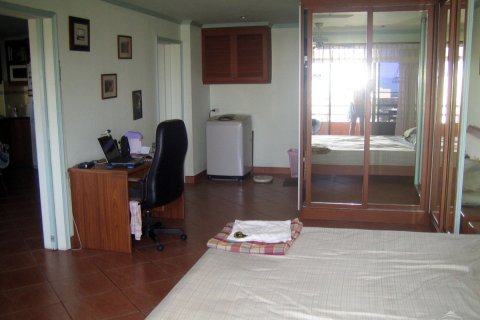 Condo on Jomtien Beach, Pattaya, Thailand, 1 bedroom  № 176533 - photo 4